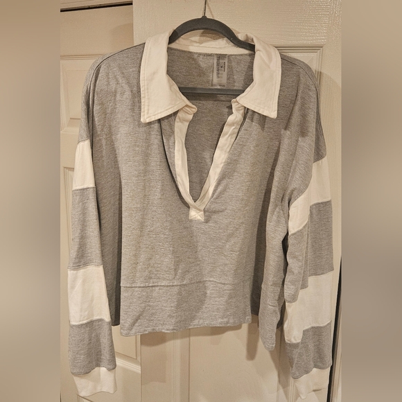 Urban Rebels Tops - Gray and White Women's Top